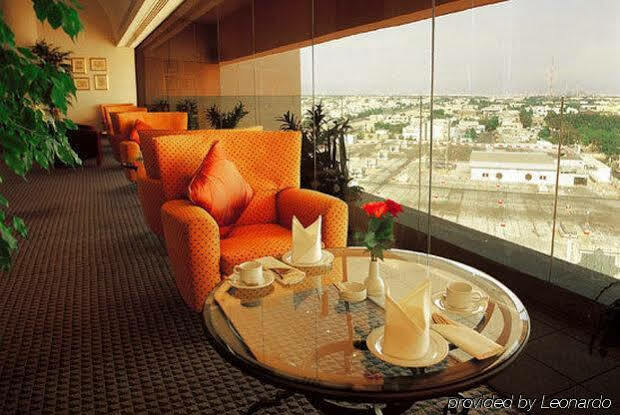 เลอ เมริเดียน เจดดาห์ Hotel ภายนอก รูปภาพ Club Lounge
